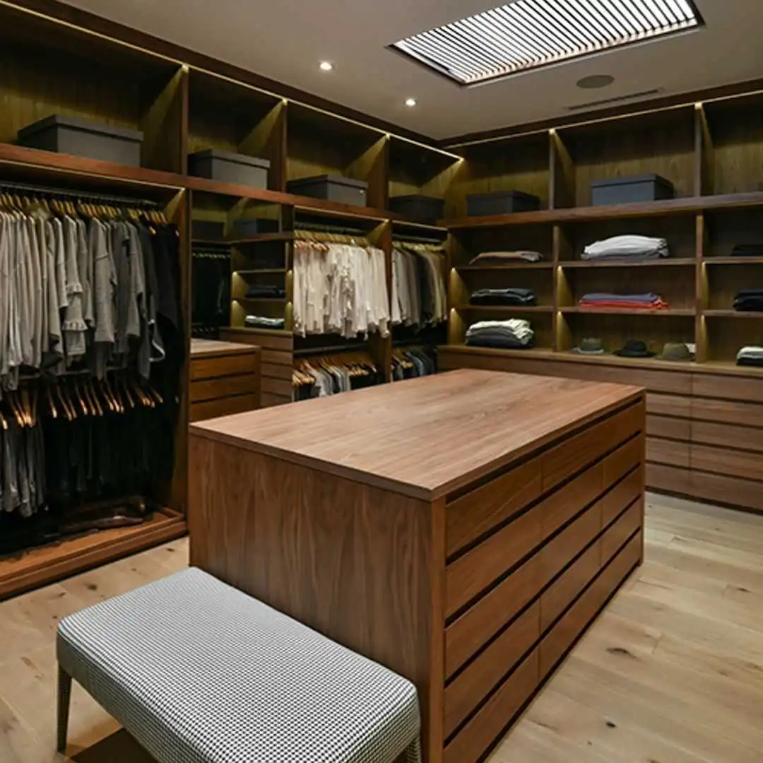 Walk In Closet Room