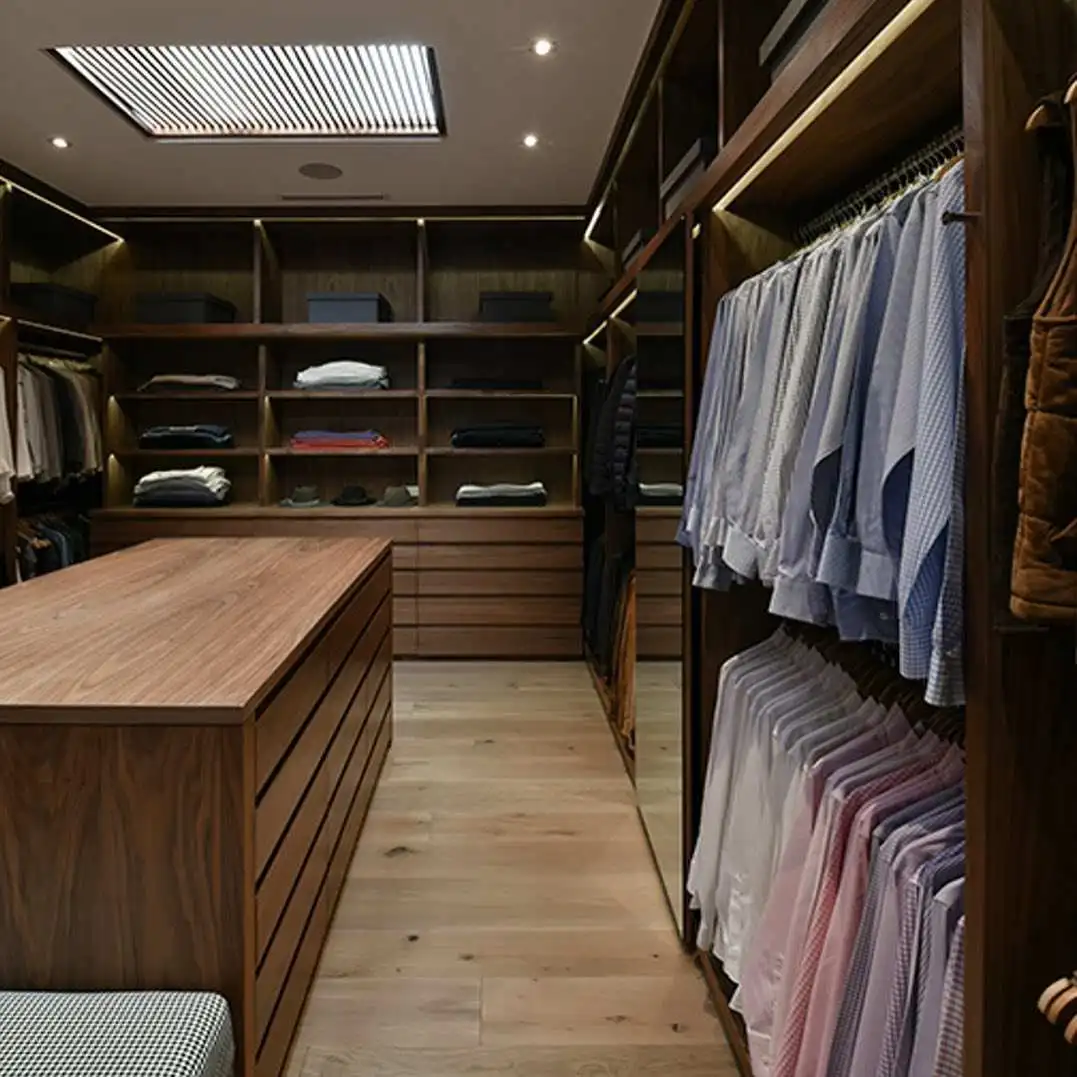 Walk In Closet Room