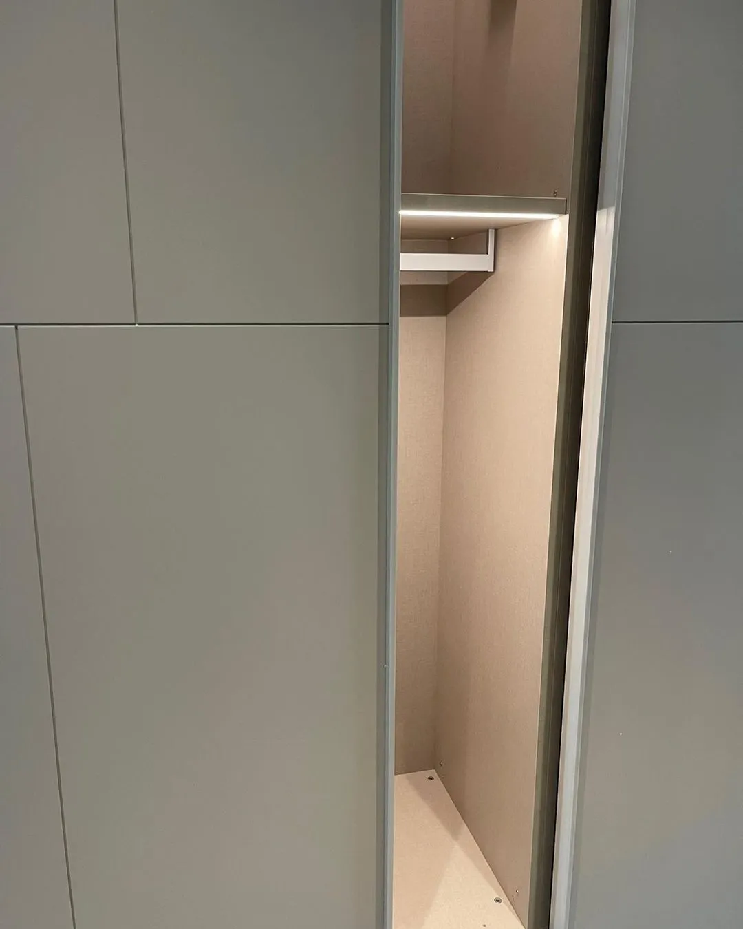 Walk In Closet Room